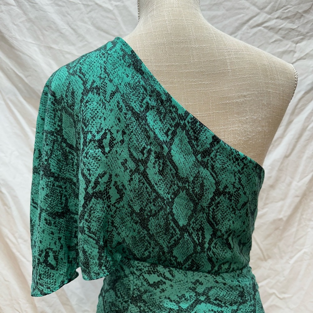 DO+BE Green Animal Print One Shoulder Dress Size Small - Picture 7 of 11